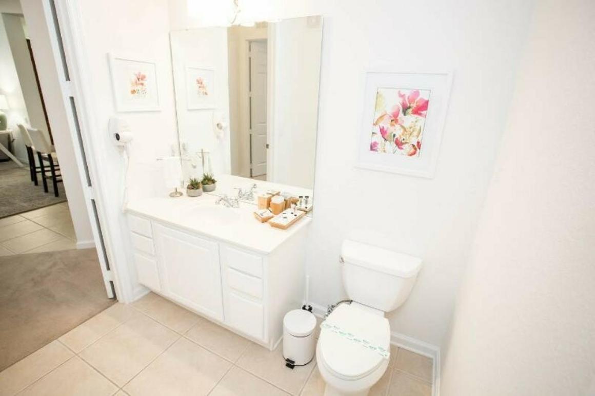 Modern Vacation Apartment With A Lake View At Vista Cay Resort Vc4816 Orlando Exteriör bild