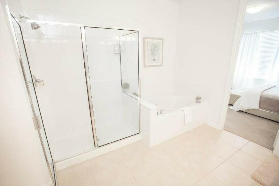 Modern Vacation Apartment With A Lake View At Vista Cay Resort Vc4816 Orlando Exteriör bild