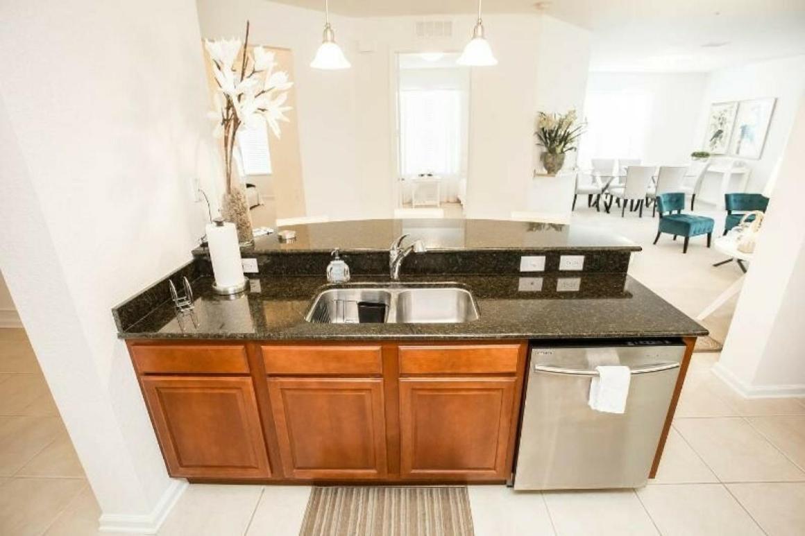 Modern Vacation Apartment With A Lake View At Vista Cay Resort Vc4816 Orlando Exteriör bild